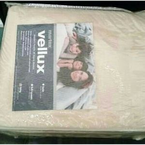 Martex Vellux Blanket